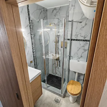 Royal 아파트 Paralía